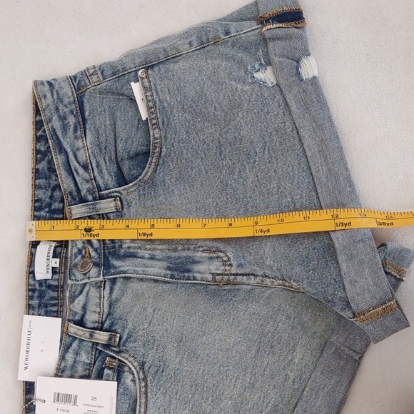 New WeWoreWhat Rolled Shorty Size 25 - Picture 8 of 10